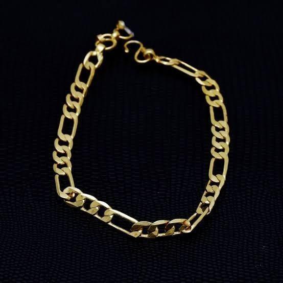 Luxurious Men's Gold Plated Bracelet